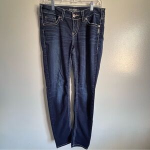 ⭐️⭐️⭐️Women’s Silver Dark wash jeans Suki mid skinny size 30